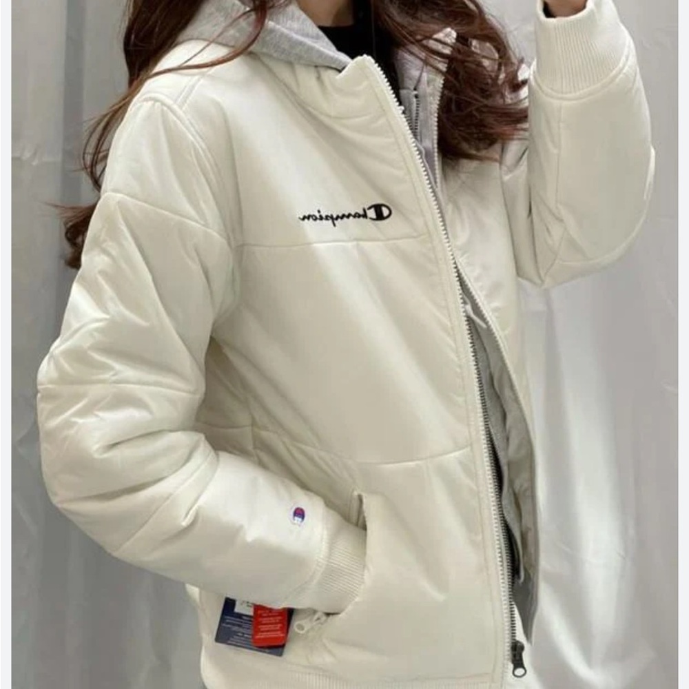 Champion Stadium Hooded Puffer Jacket